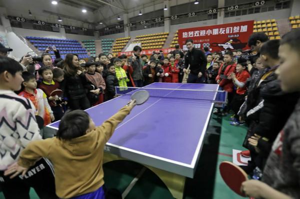 年轻球员担 年轻球员担